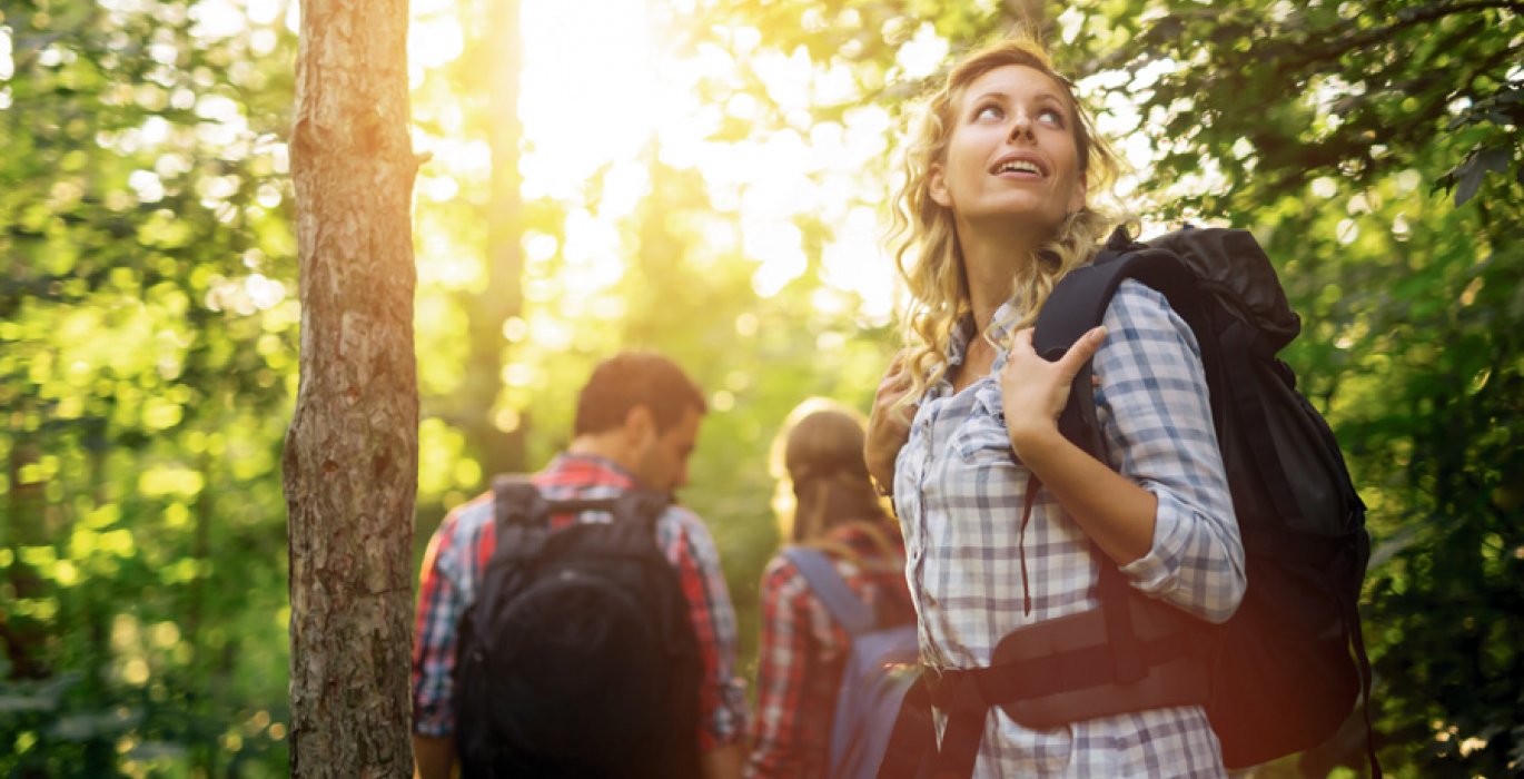 Freunde beim Wandern 