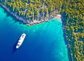 Herrliche Küsten Kroatiens