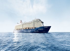 Mein Schiff 4